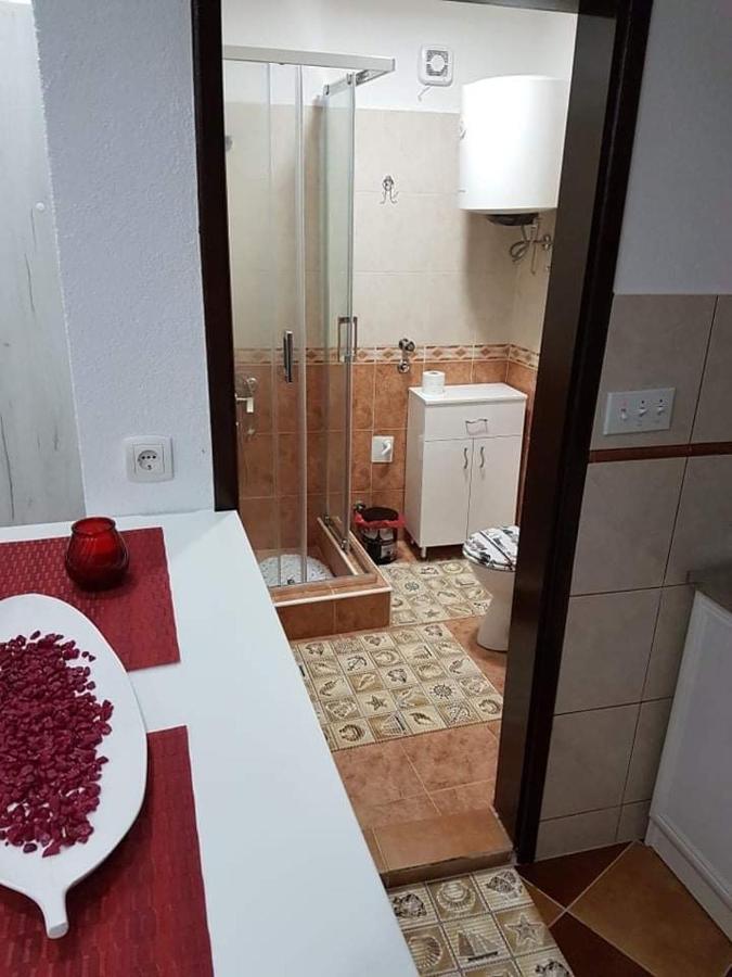 Sunshine Apartment With Private Pool And Parking Kotor Exterior photo