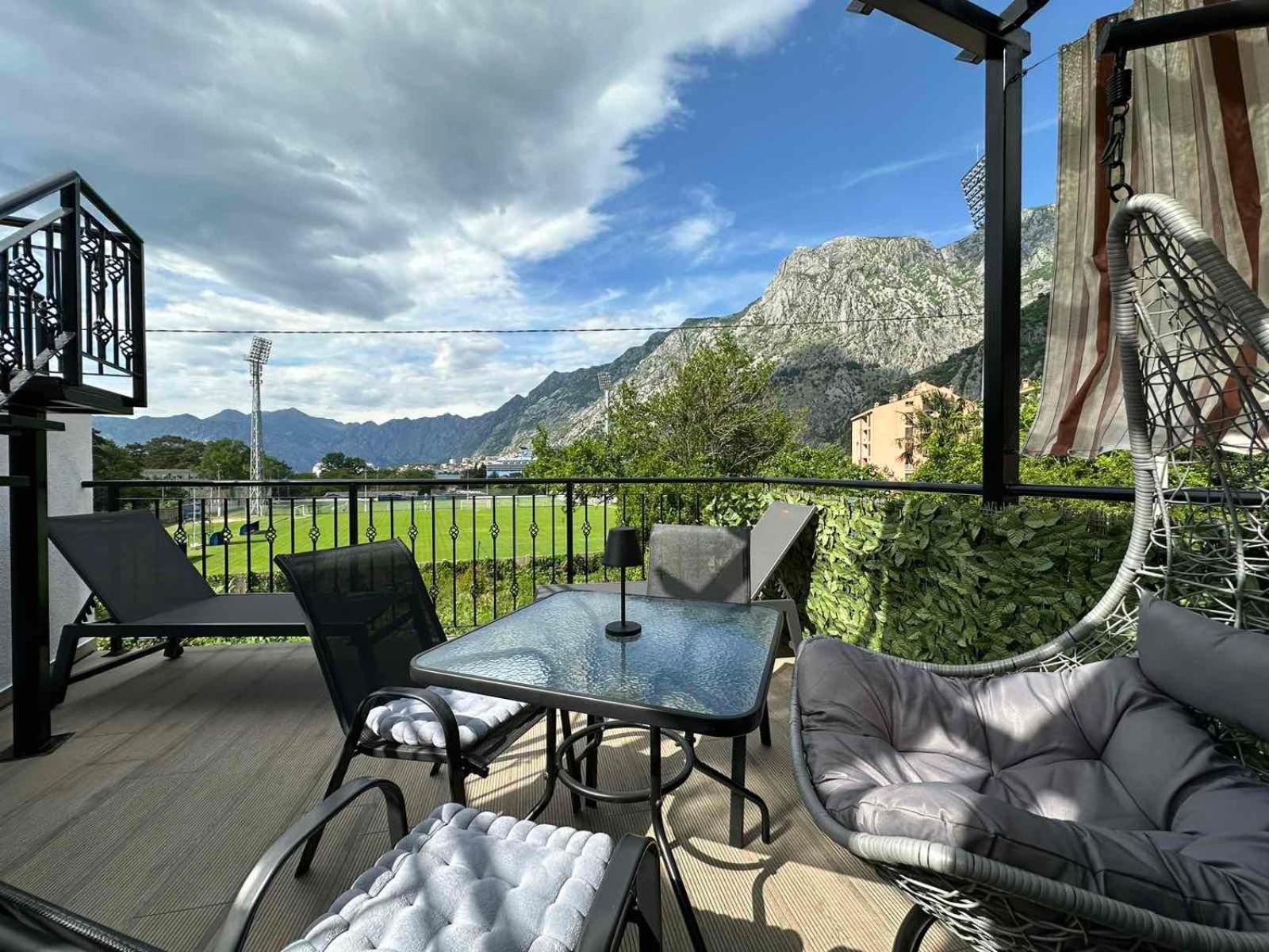 Sunshine Apartment With Private Pool And Parking Kotor Exterior photo